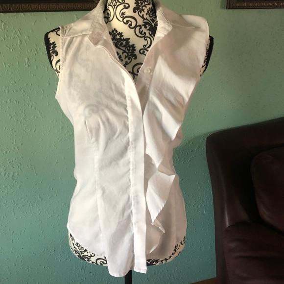 ANTONIO MELANI Tops - Antonio Melani Sleeveless shirt